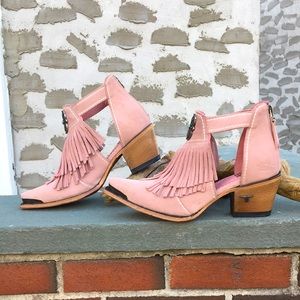 LANE💕Kiss me at midnight booties.